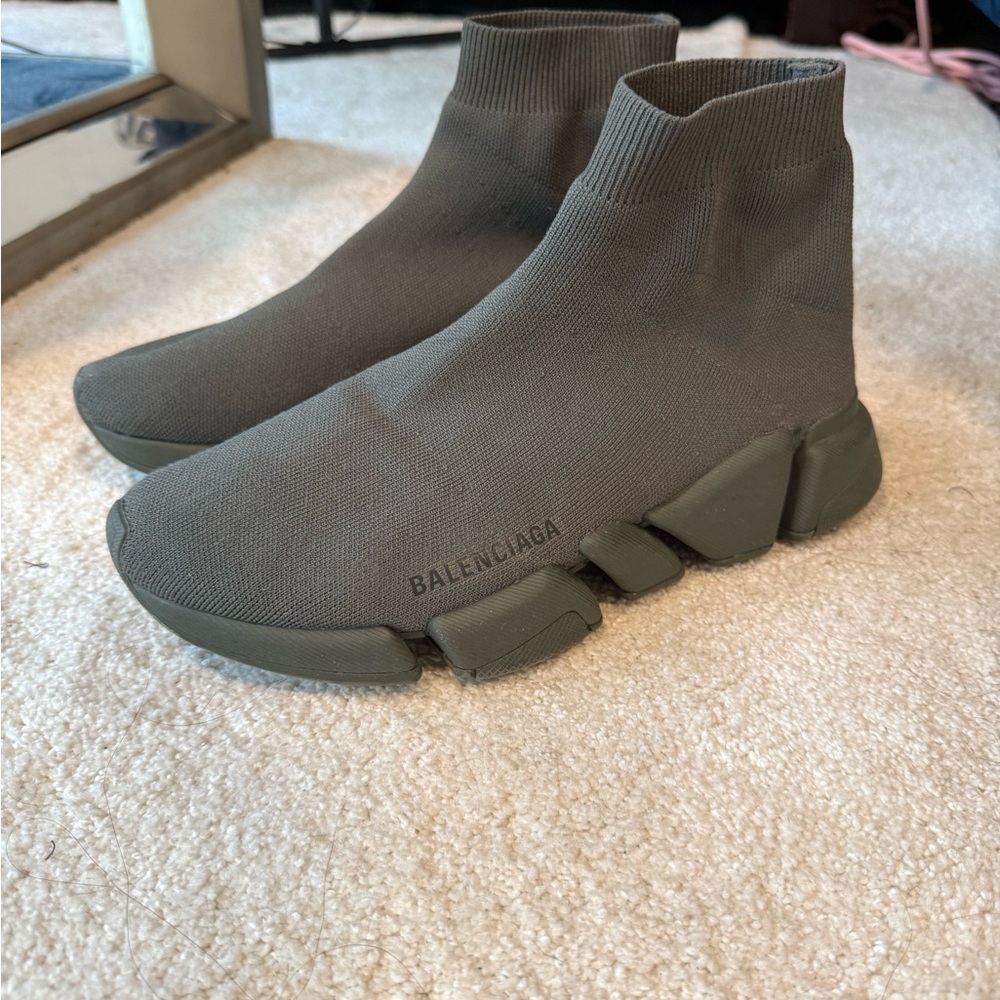 Balenciaga Trainers 2.0 Green - Picture 2 of 3